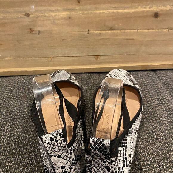 Urban Outfitters Snake Print ballet flats - Picture 2 of 8